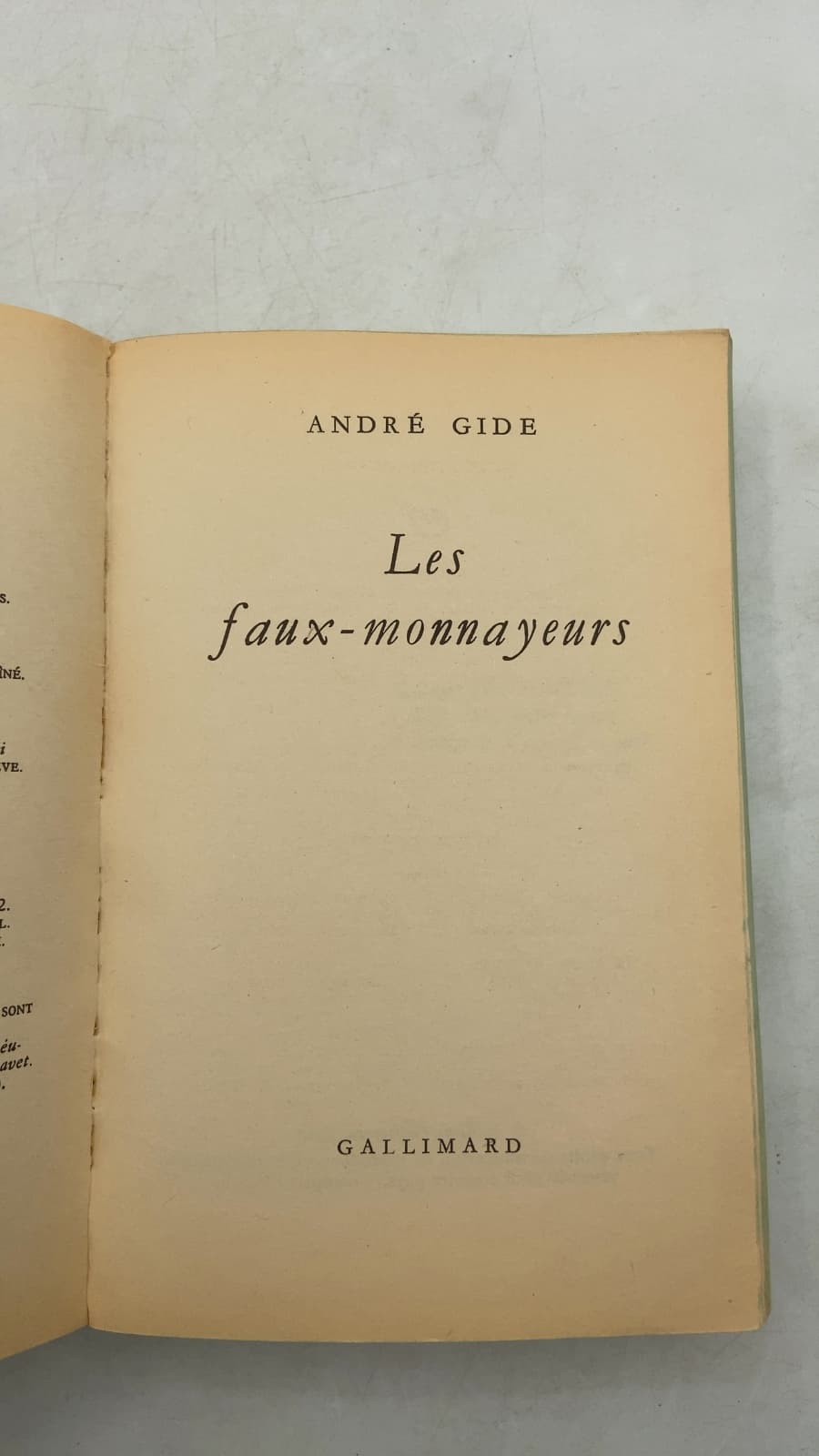 Les faux-monnayeurs by André Gide - title page