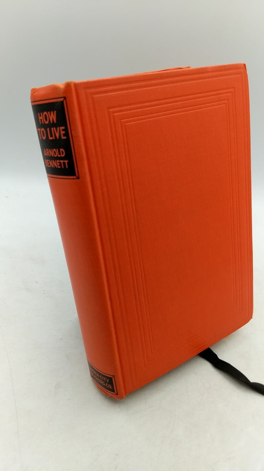 How to Live by Arnold Bennett - front cover