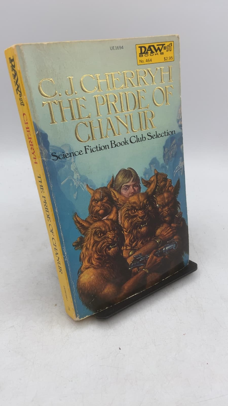 The Pride of Chanur by C. J. Cherryh - front cover