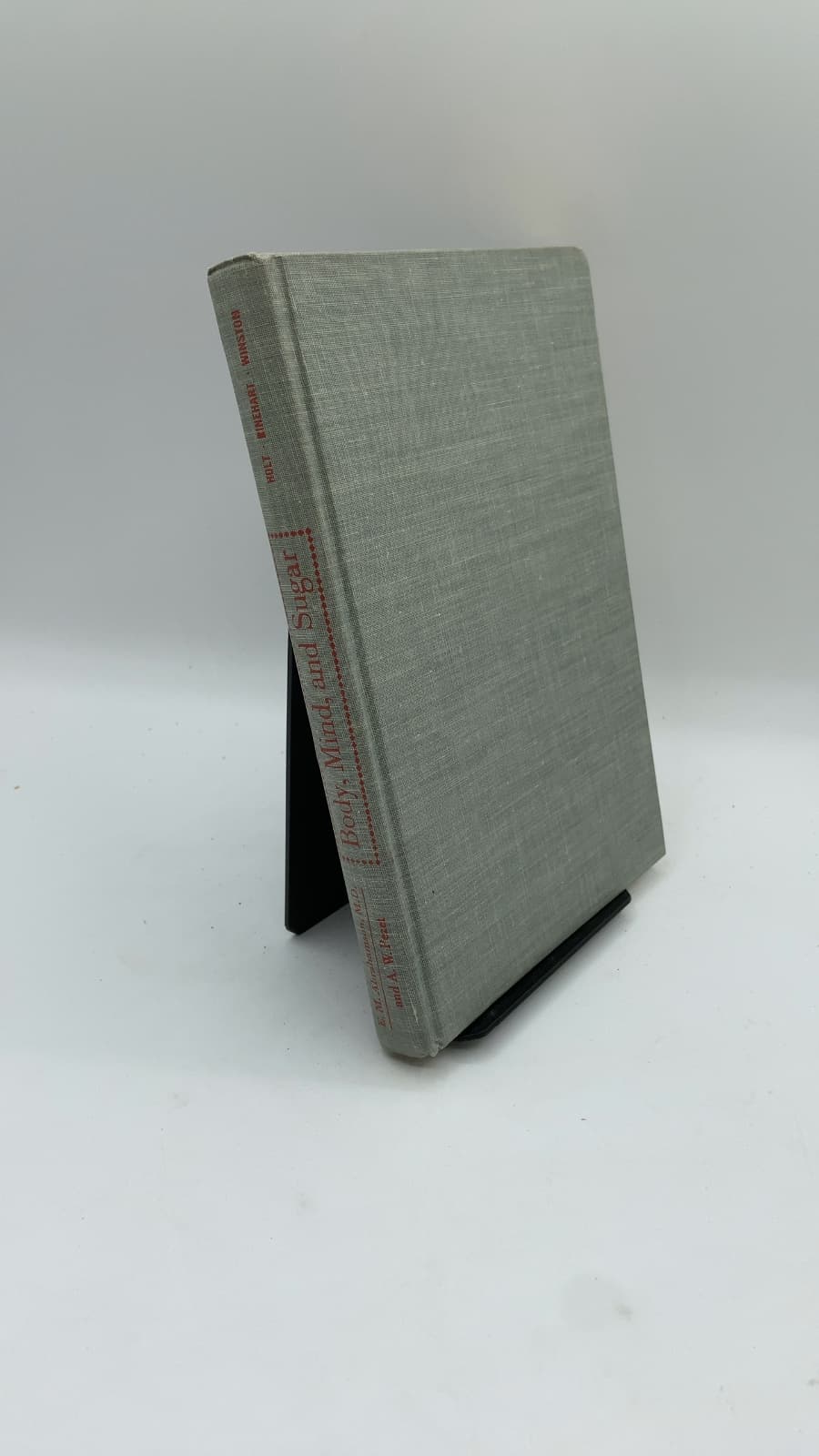 Body Mind and Sugar by E. M. Abrahamson, M.D. and A. W. Pezet - front cover