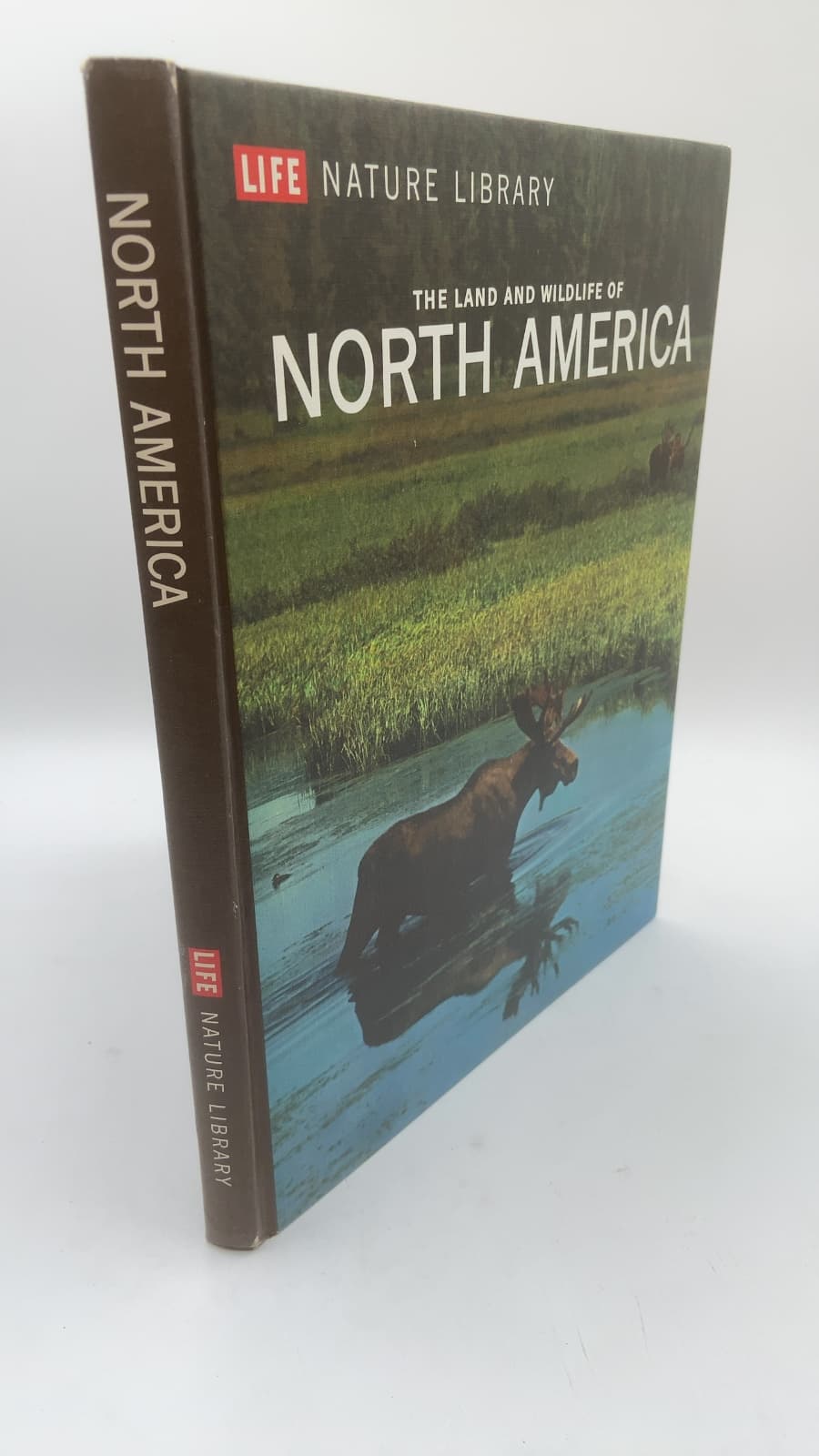 The Land and Wildlife of North America by Peter Farb and The Editors of LIFE - front cover