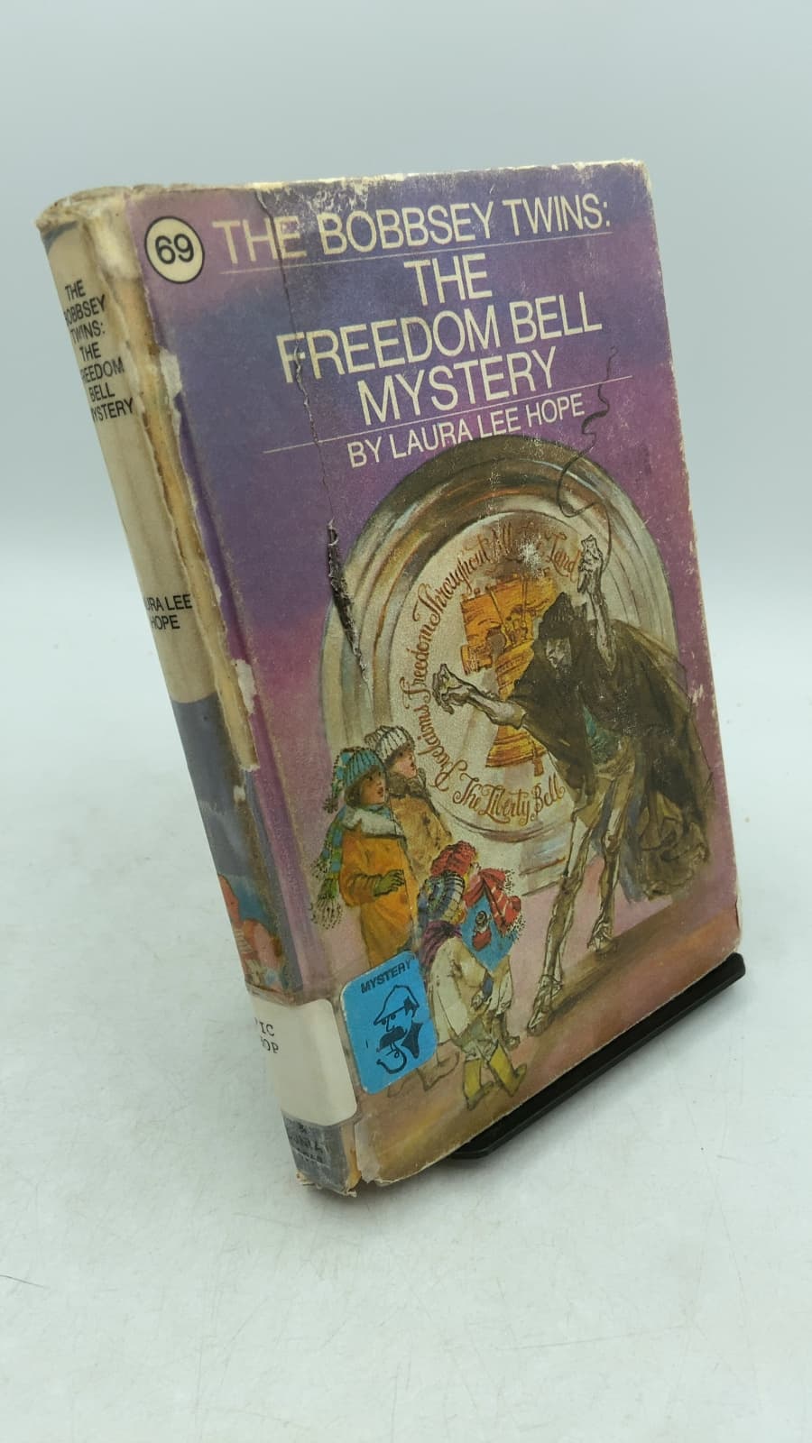 The Bobbsey Twins: The Freedom Bell Mystery by Laura Lee Hope - front cover
