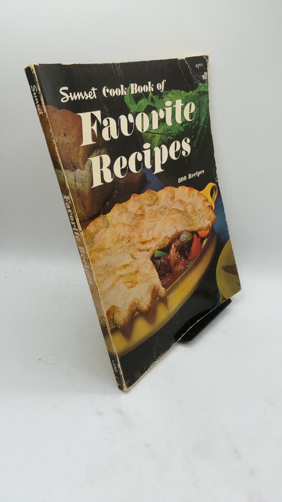 Sunset Cook Book of Favorite Recipes by The Editors of Sunset Books and Sunset Magazine - front cover