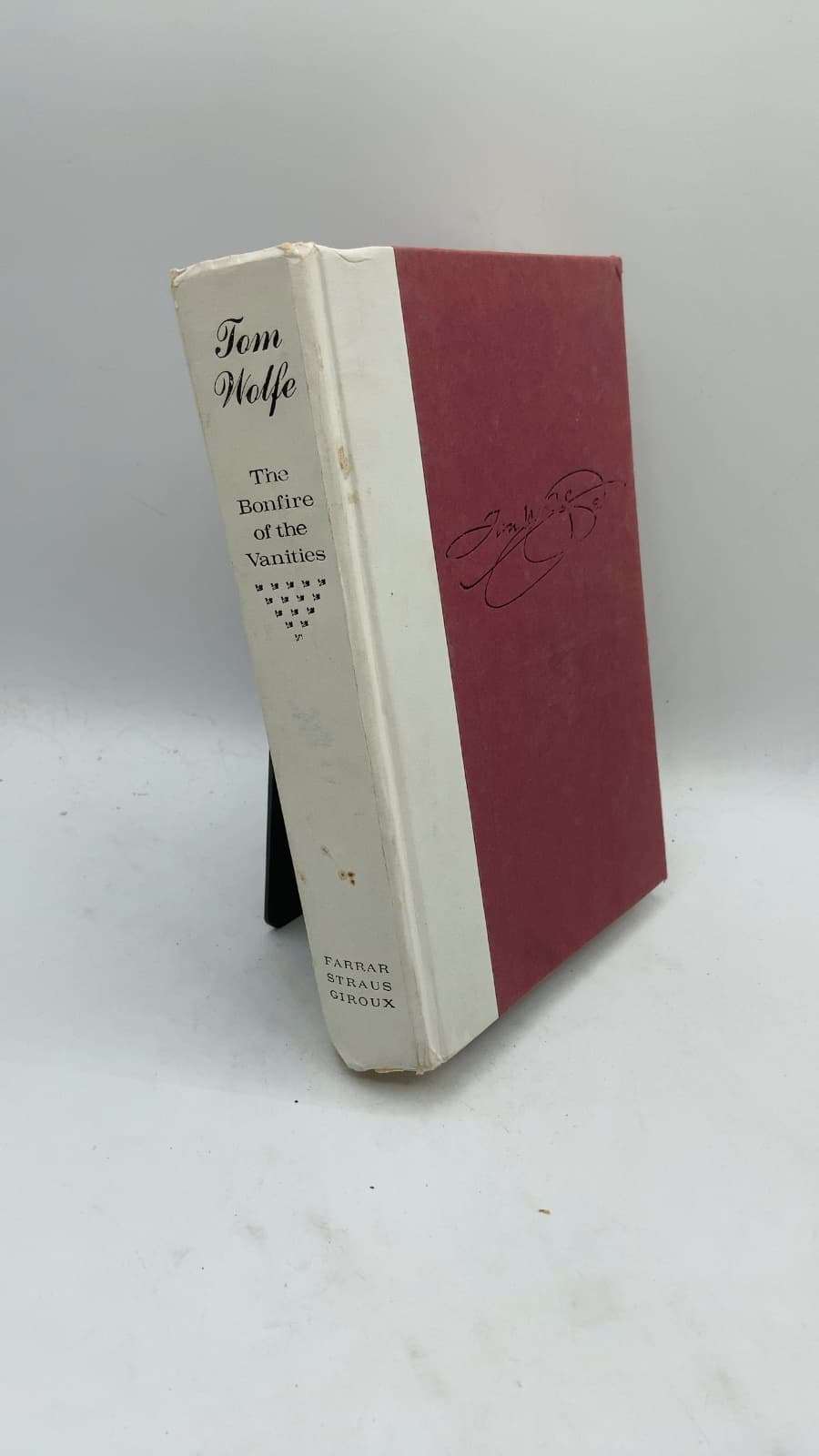 The Bonfire of the Vanities by Tom Wolfe - front cover