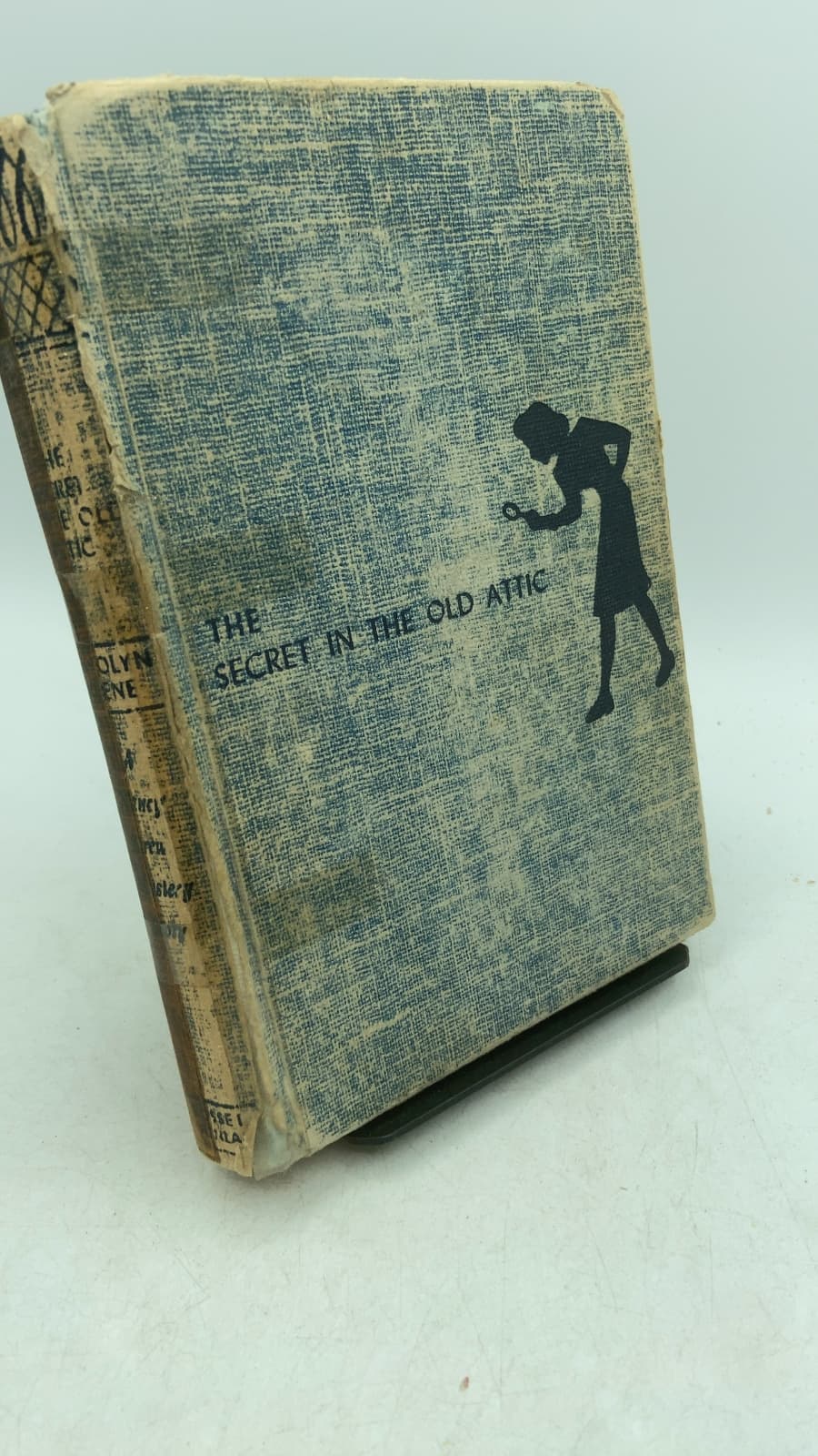 The Secret in the Old Attic by Carolyn Keene - front cover