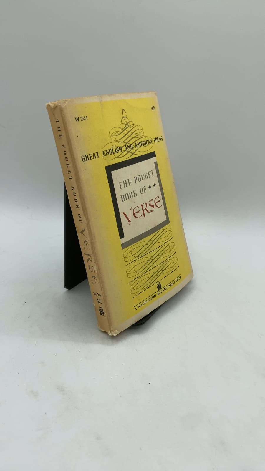 The Pocket Book of Verse: Great English and American Poems by M. E. Speare - front cover