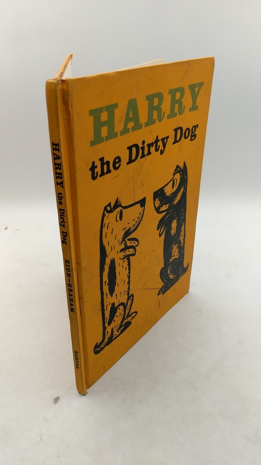 Harry the Dirty Dog by Gene Zion - front cover
