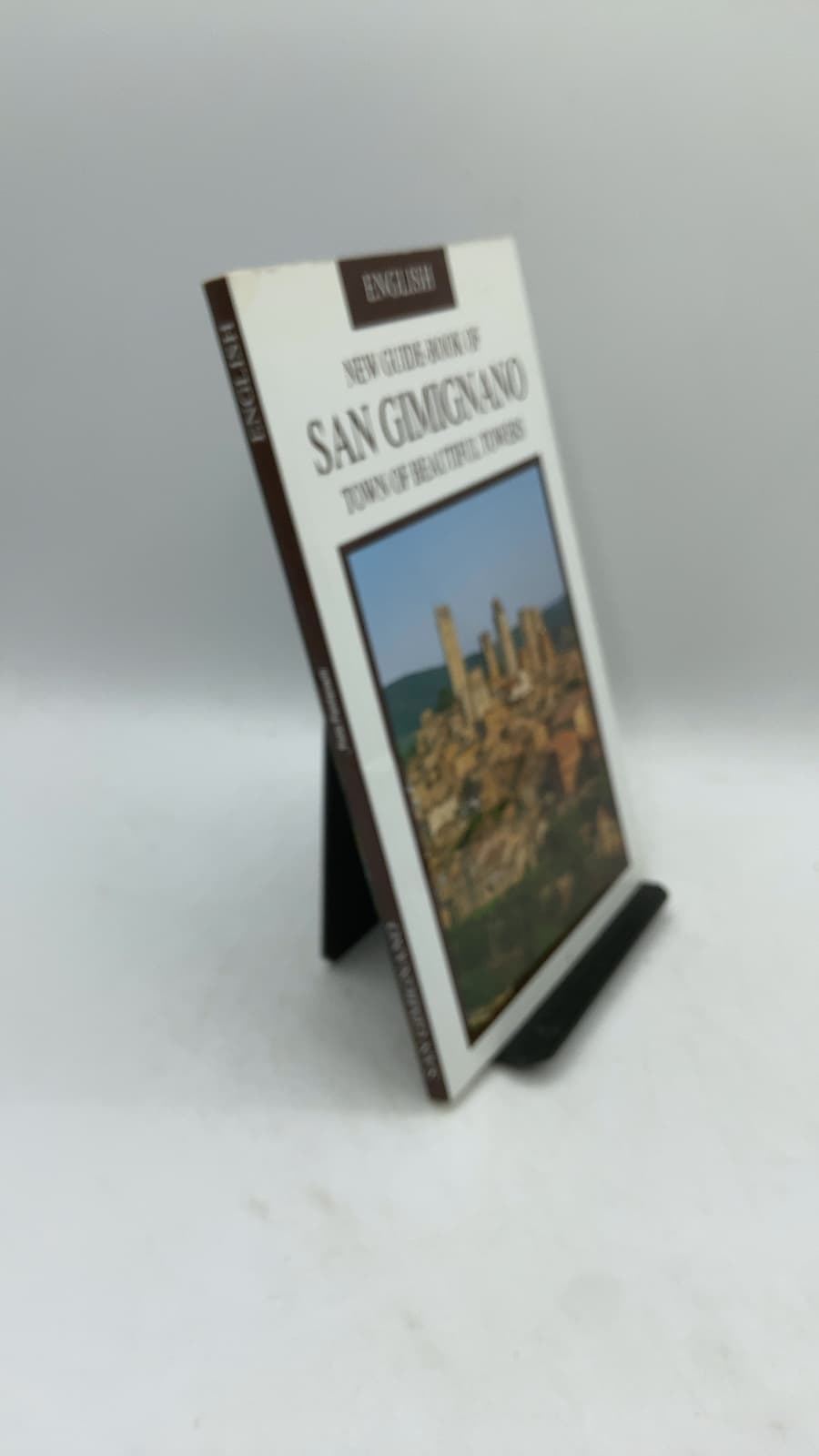New Guide-book of San Gimignano: Town of Beautiful Towers, Art and History by Luciano Giomi - front cover