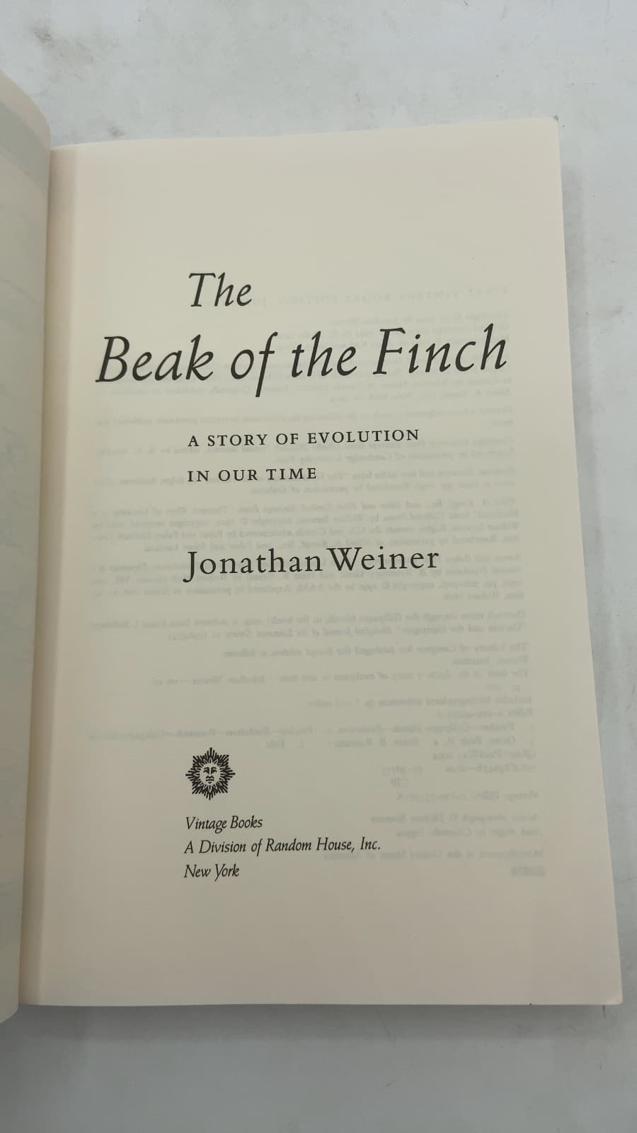 The Beak of the Finch: A Story of Evolution in Our Time by Jonathan Weiner - title page