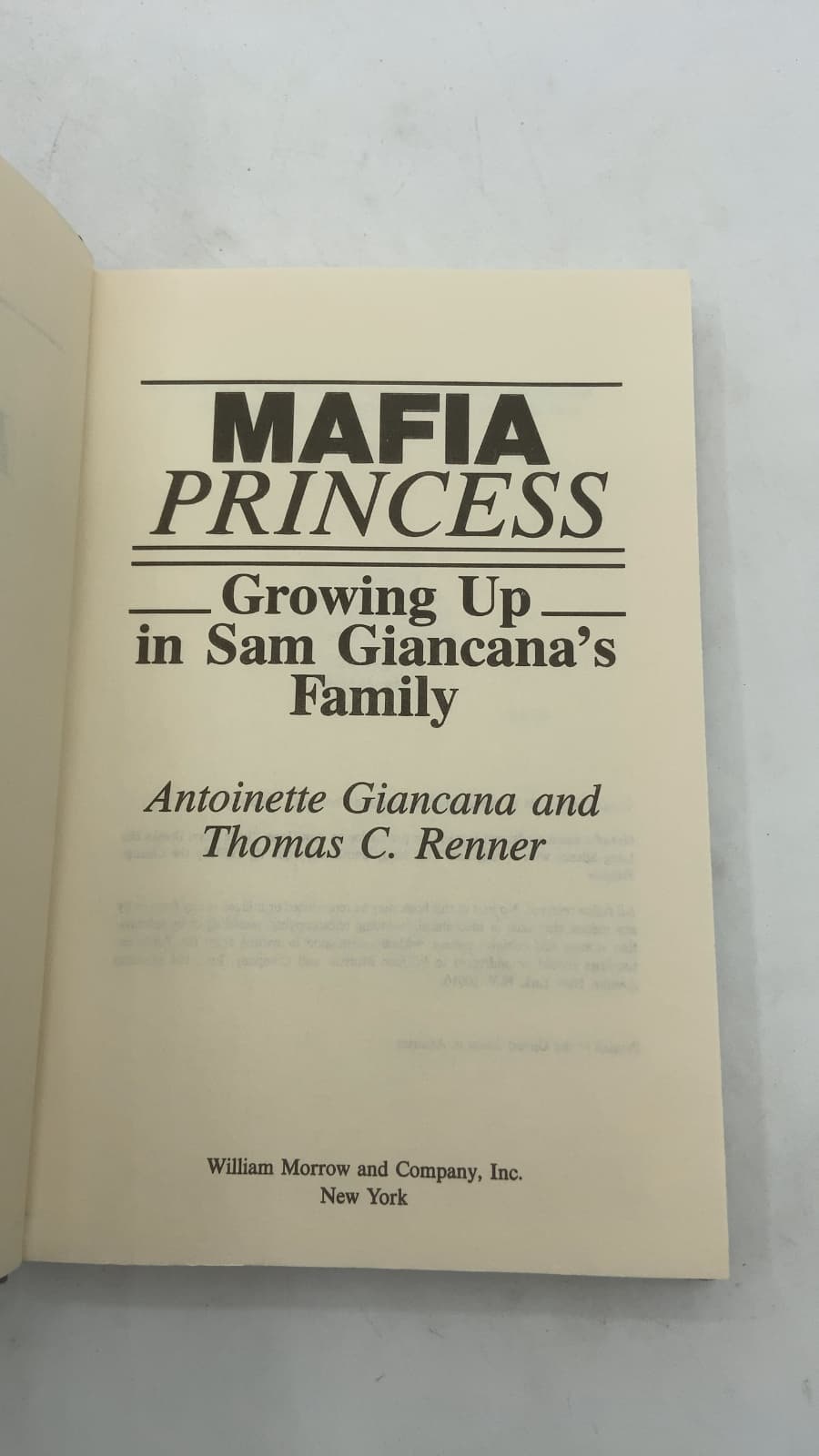 Mafia Princess: Growing Up in Sam Giancana's Family by Antoinette Giancana and Thomas C. Renner - title page