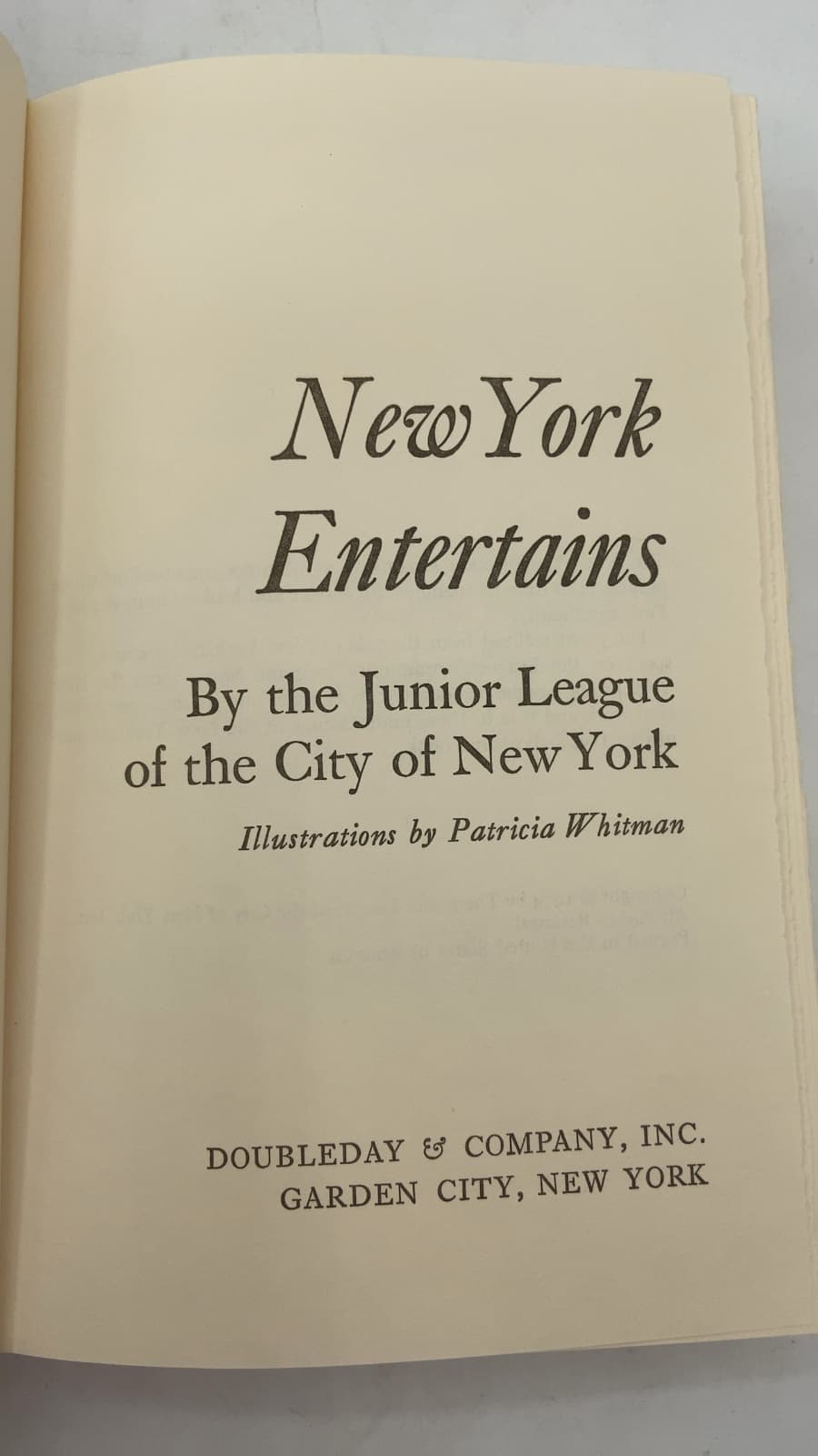 New York Entertains by The Junior League of the City of New York - title page