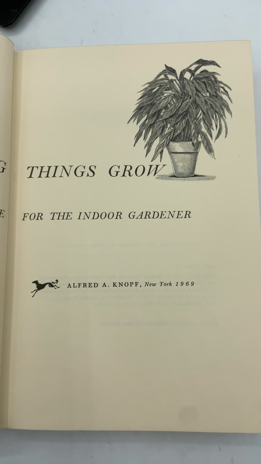 Making Things Grow: A Practical Guide for the Indoor Gardener by Thalassa Cruso - title page