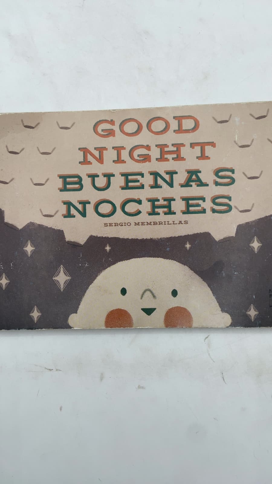 Good Night Buenas Noches by Sergio Membrillas - title page