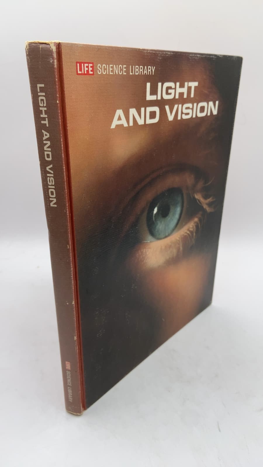 Light and Vision by Conrad G. Mueller, Mae Rudolph, and the Editors of Time-Life Books - front cover