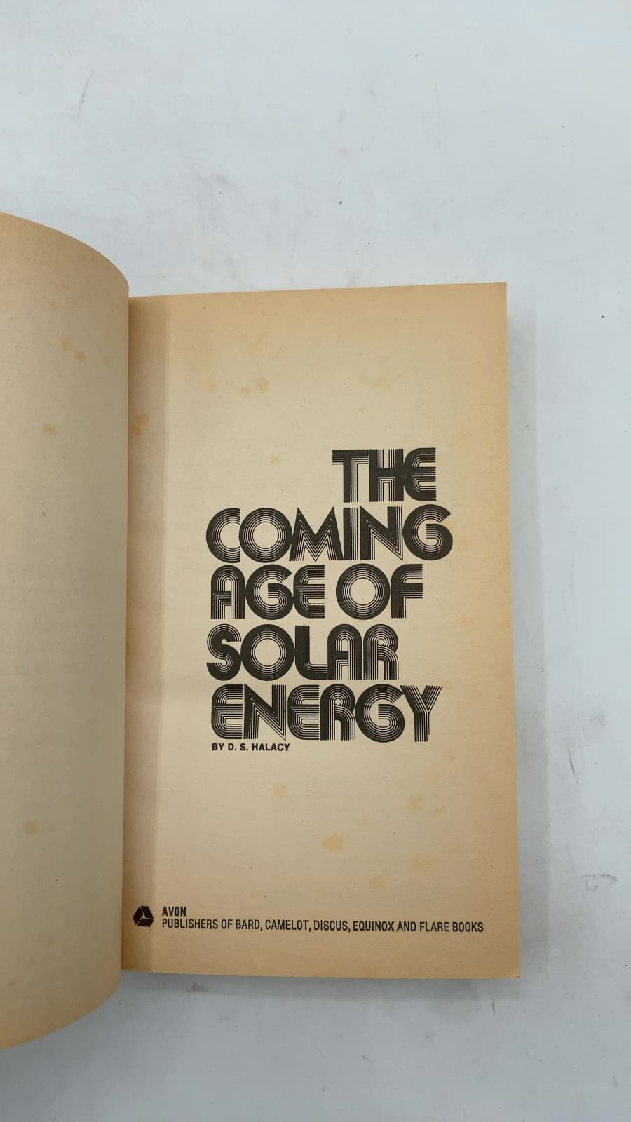 THE Coming AGE OF Solar Energy by D. S. Halacy - title page