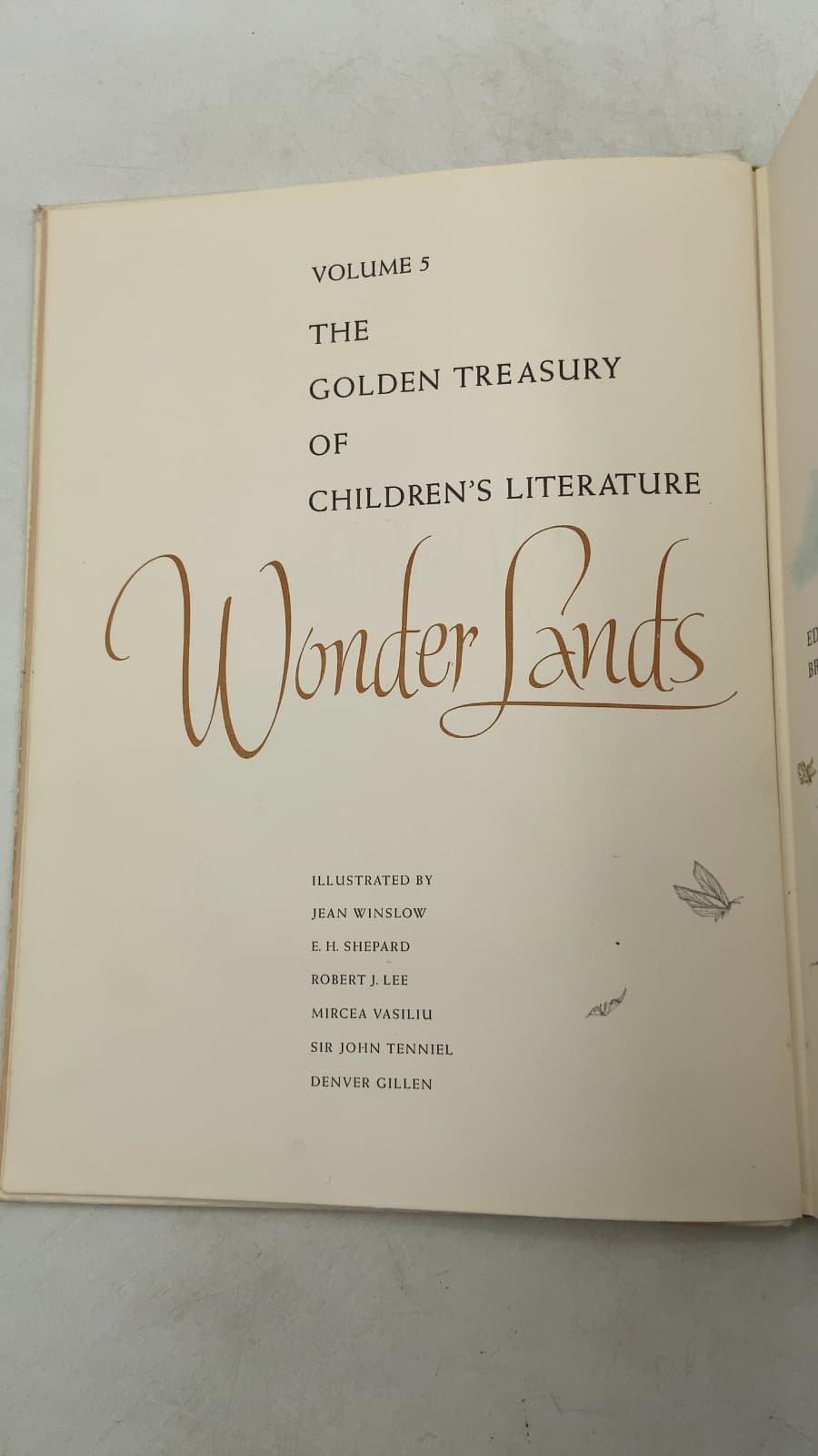 Wonder Lands (The Golden Treasury of Children's Literature, Volume 5) by Bryna and Louis Untermeyer - title page
