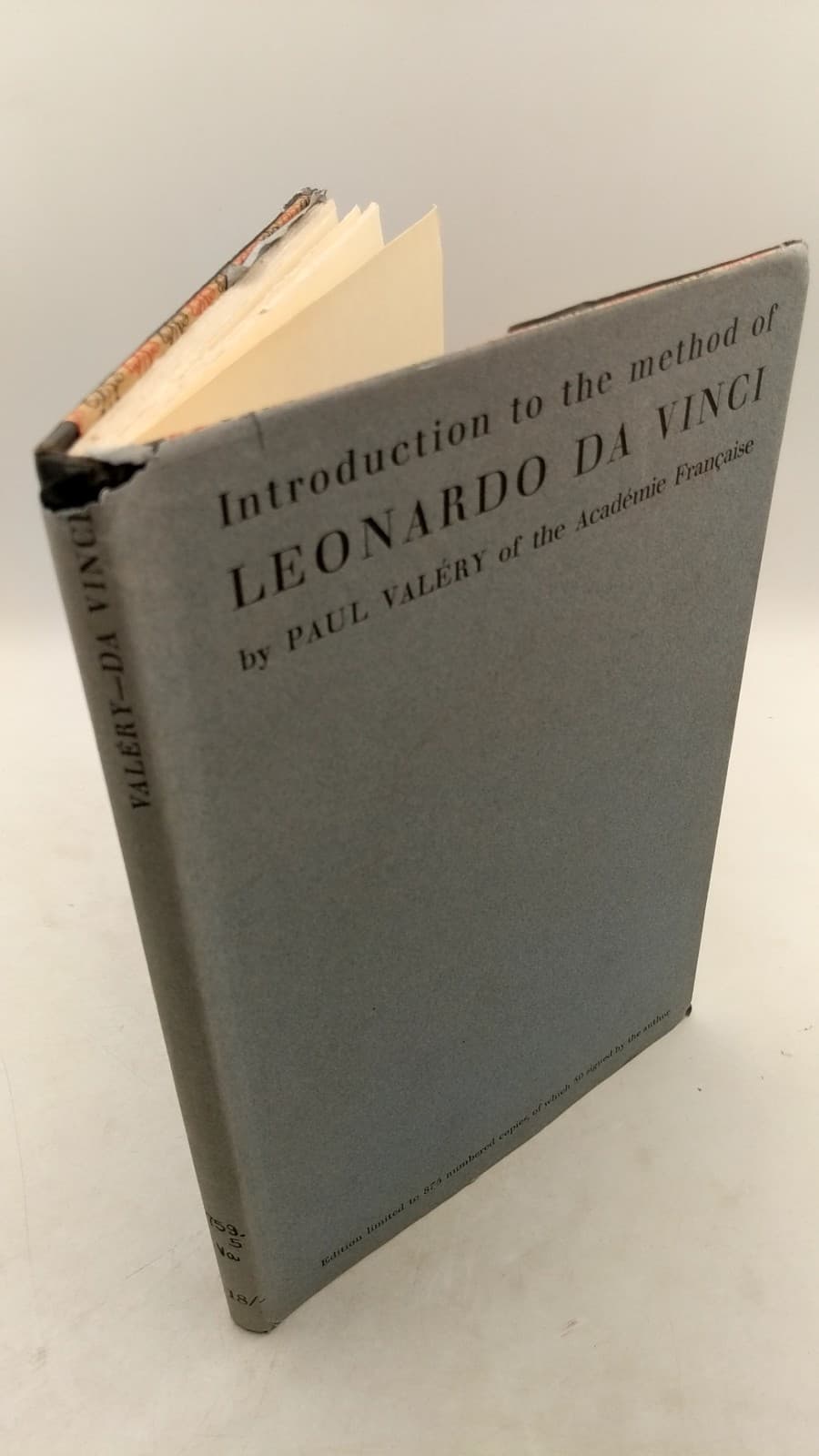 Introduction to the method of Leonardo Da Vinci by Paul Valéry - front cover