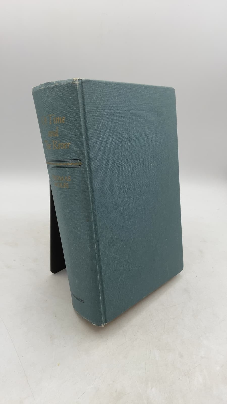 Of Time and the River: A Legend of Man's Hunger in His Youth by Thomas Wolfe - front cover