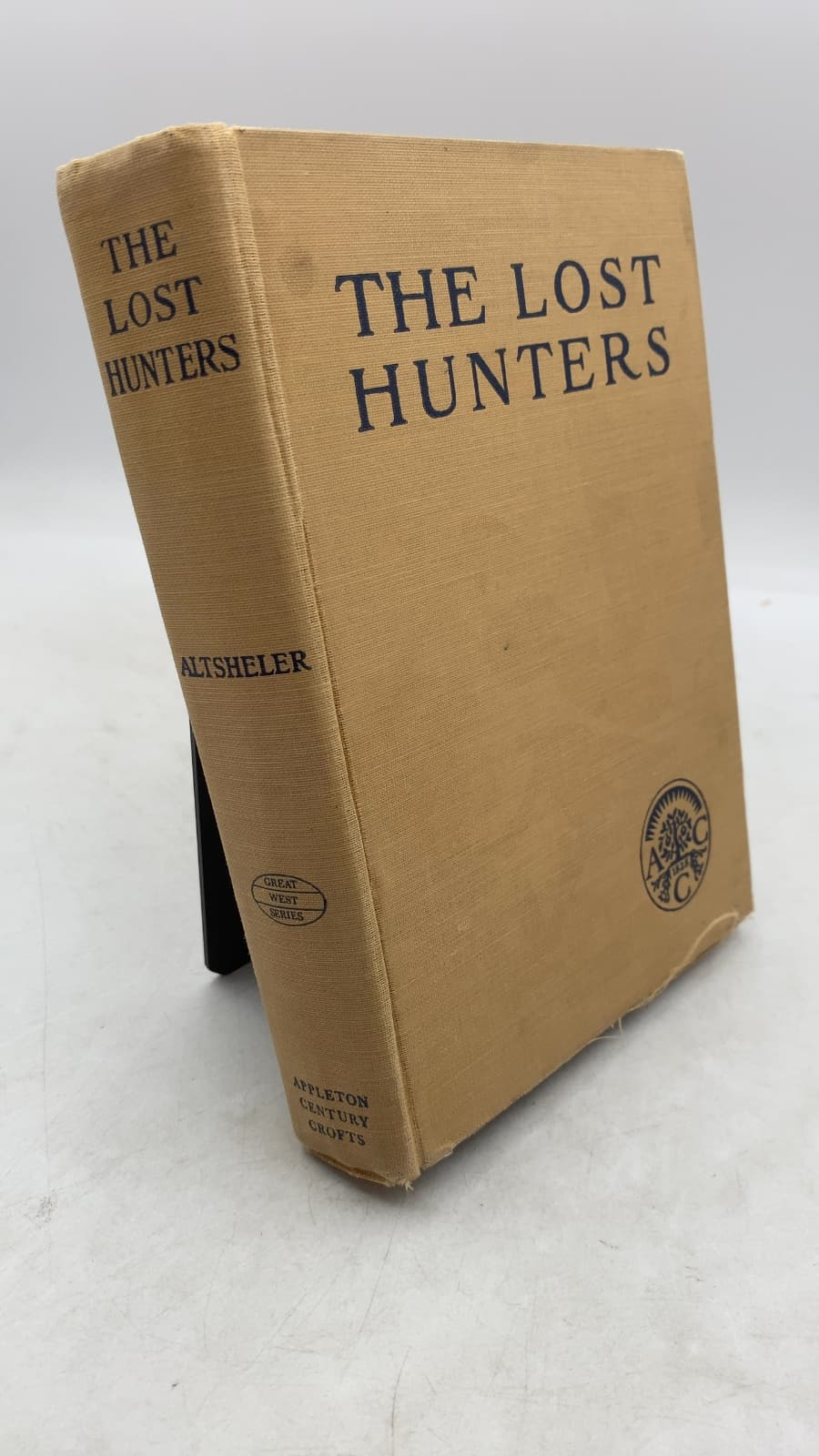 The Lost Hunters: A Story of Wild Man and Great Beasts
