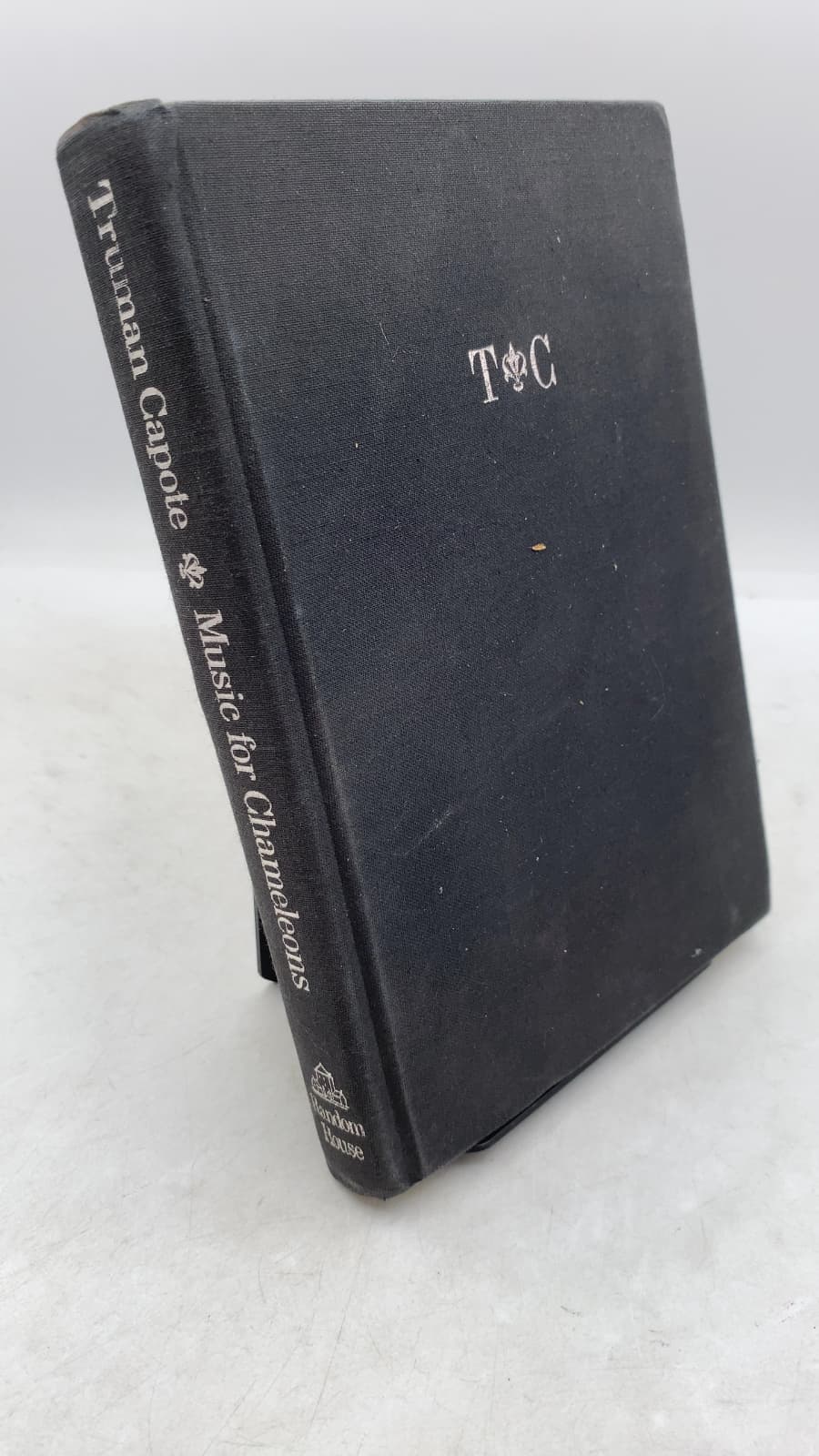 Music for Chameleons by Truman Capote - front cover