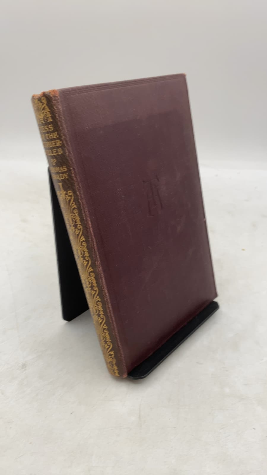 Tess of the d'Urbervilles: A Pure Woman by Thomas Hardy - front cover