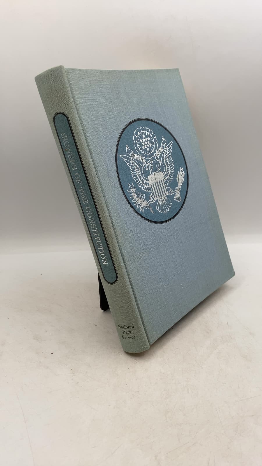 Signers of the Constitution: Historic Places Commemorating the Signing of the Constitution by Robert G. Ferris - front cover