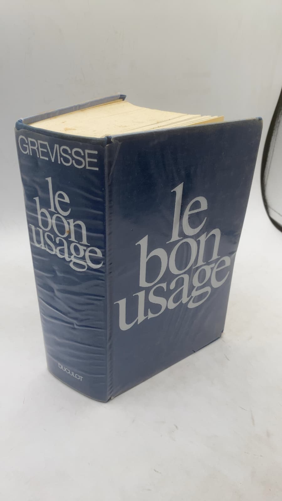 Le Bon Usage by Maurice Grevisse - front cover