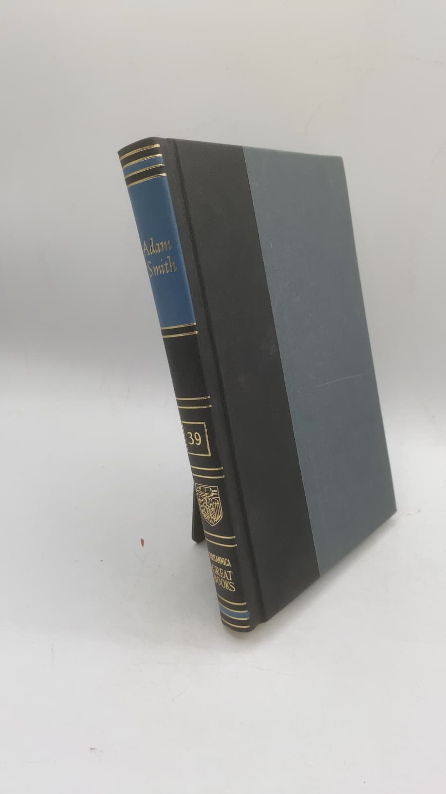 An Inquiry Into the Nature and Causes of the Wealth of Nations by Adam Smith - front cover
