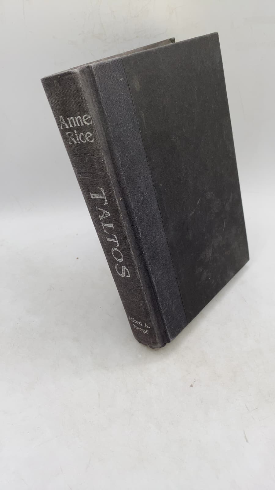 Taltos: Lives of the Mayfair Witches by Anne Rice - front cover