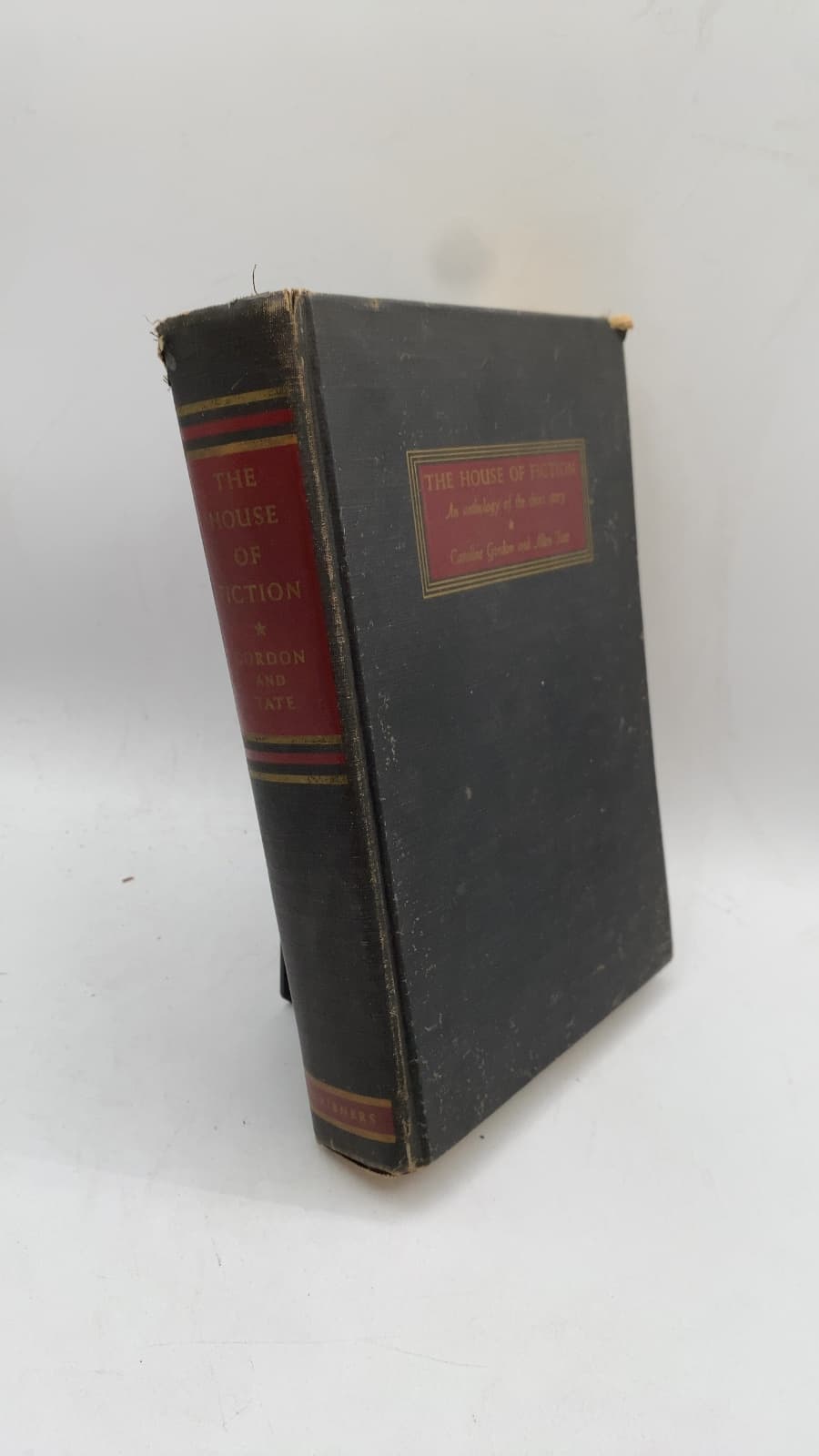 The House of Fiction: An Anthology of the Short Story with Commentary by Caroline Gordon and Allen Tate - front cover