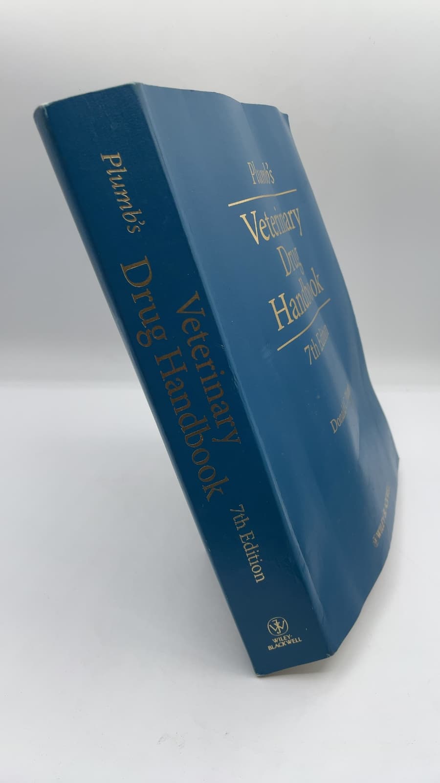 Plumb's Veterinary Drug Handbook by Donald C. Plumb, Pharm.D. - front cover