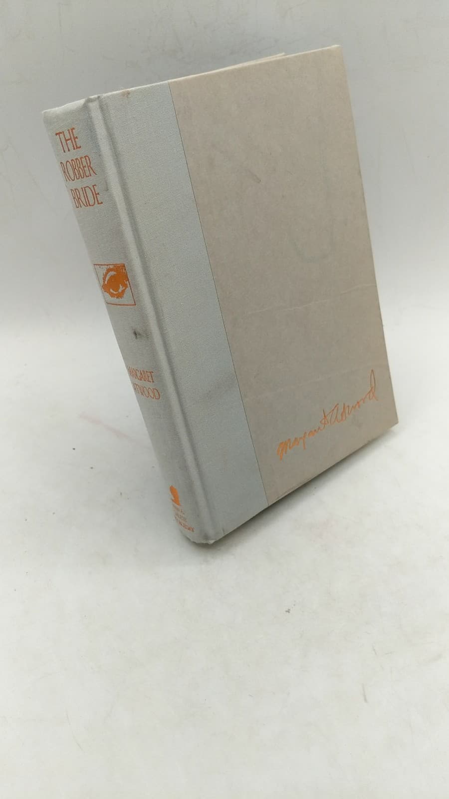 The Robber Bride by Margaret Atwood - front cover