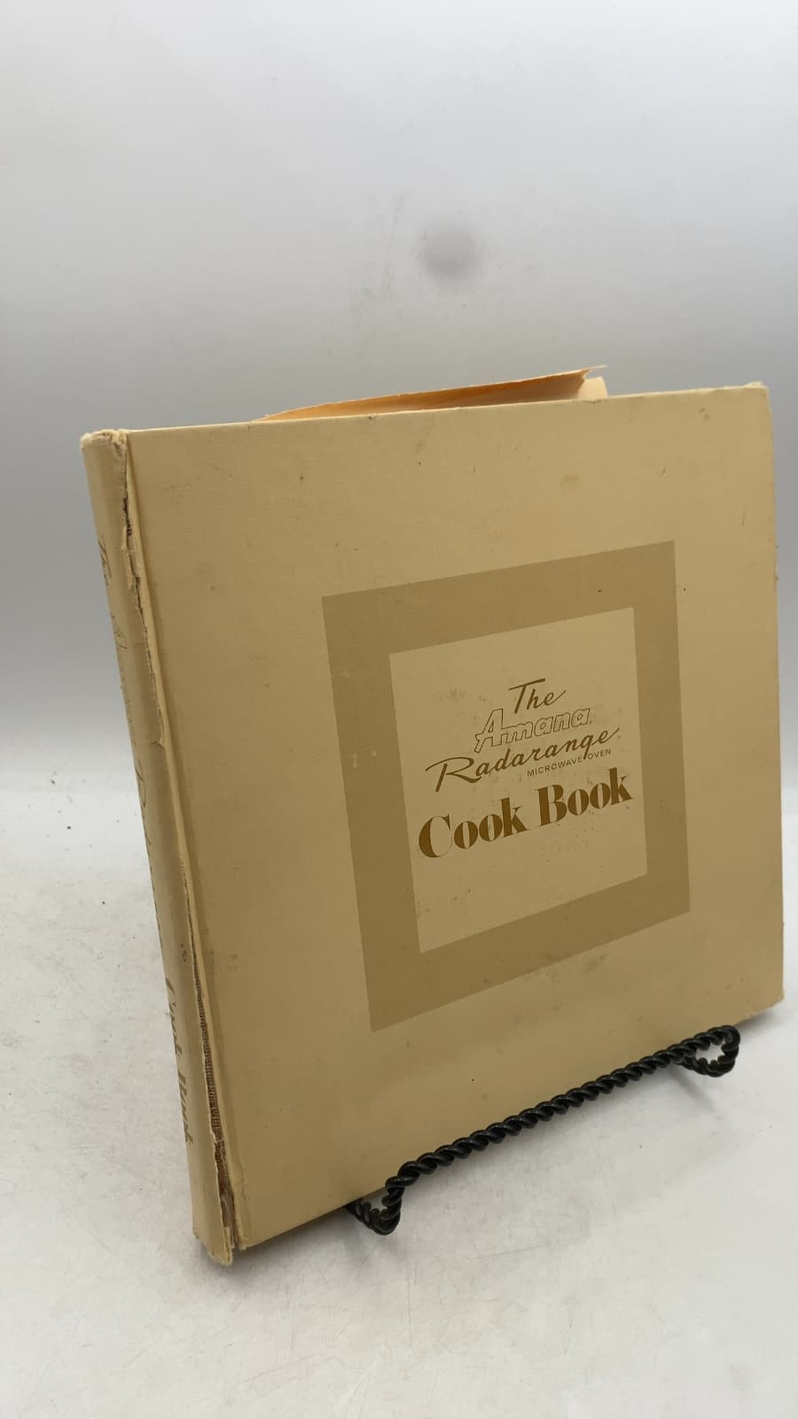 The Amana Radarange Microwave Oven Cook Book