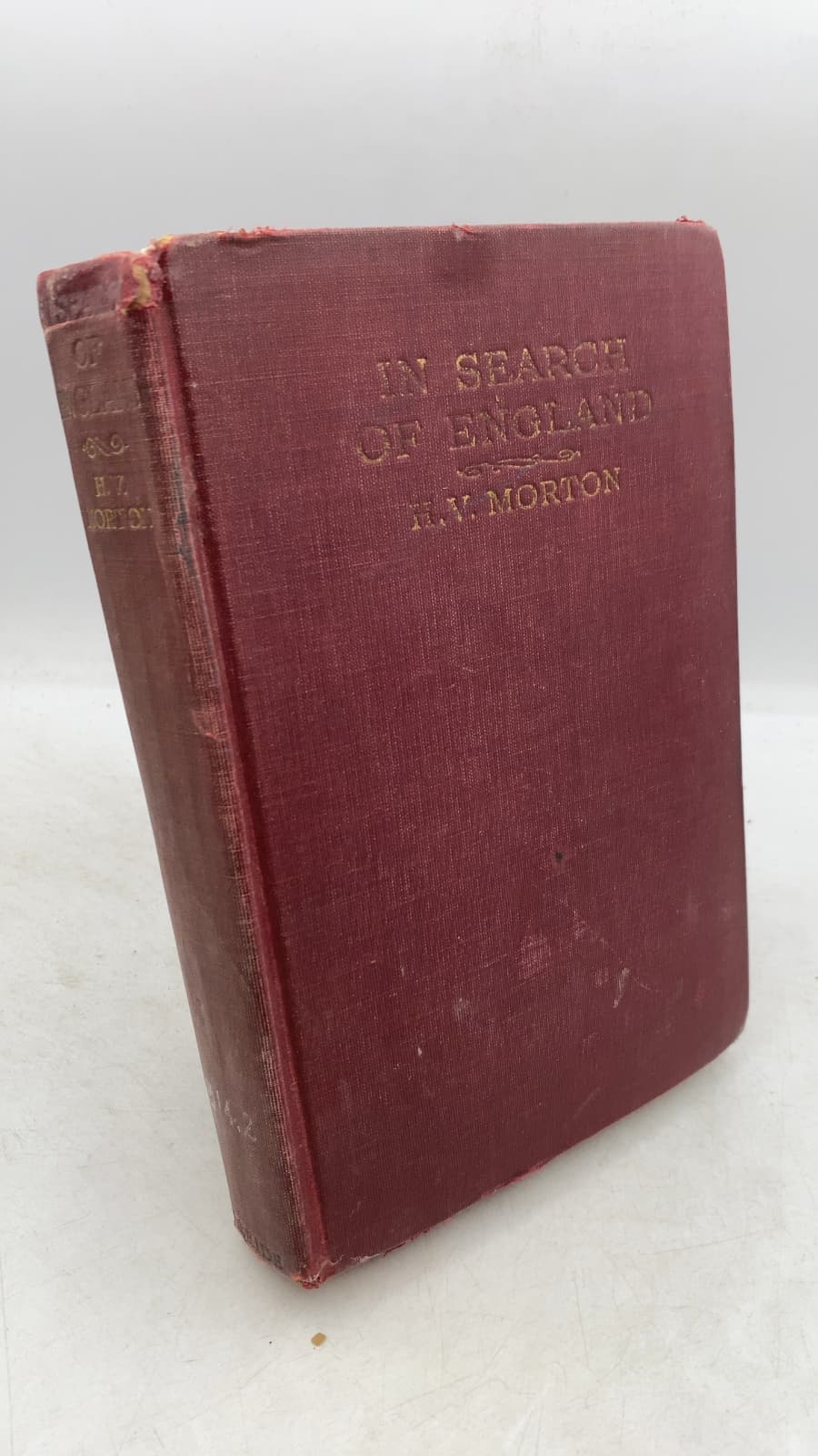 IN Search OF England by H. V. Morton - front cover