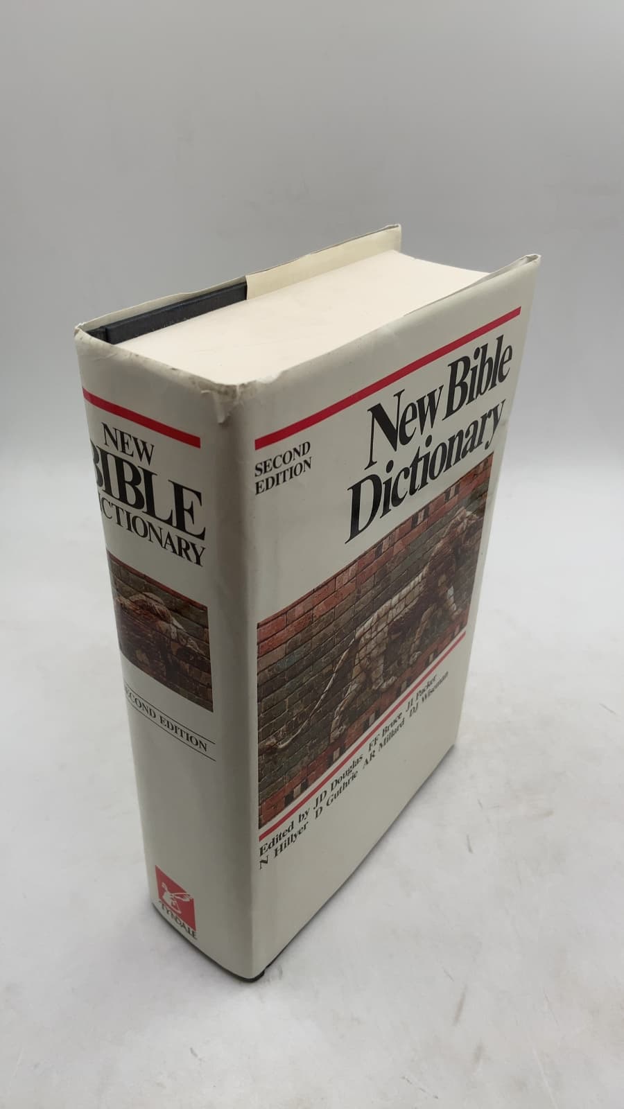 New Bible Dictionary by J. D. Douglas, N. Hillyer, F. F. Bruce, D. Guthrie, A. R. Millard, J. I. Packer, D. J. Wiseman - front cover
