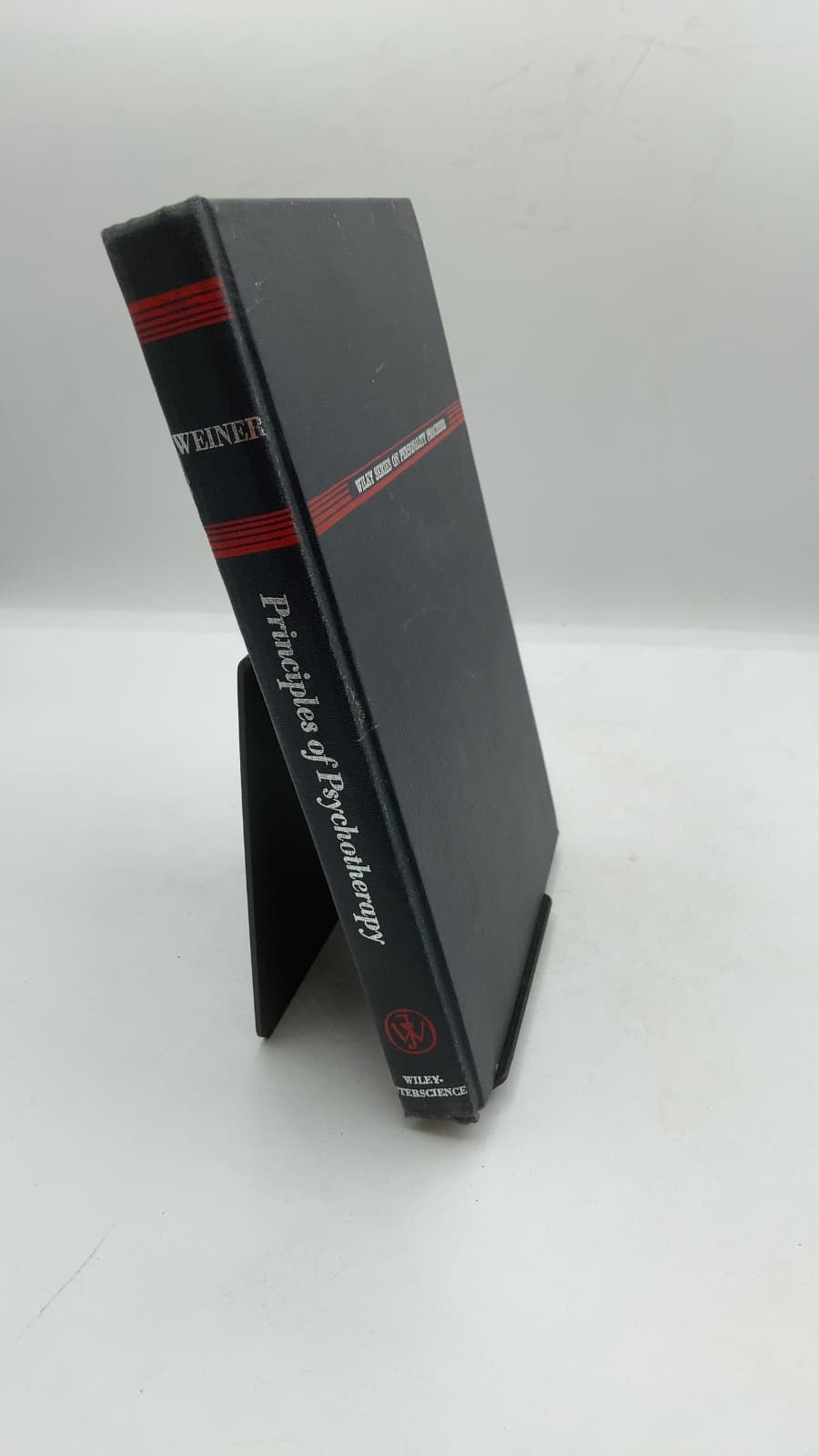 Principles of Psychotherapy by Irving B. Weiner - front cover