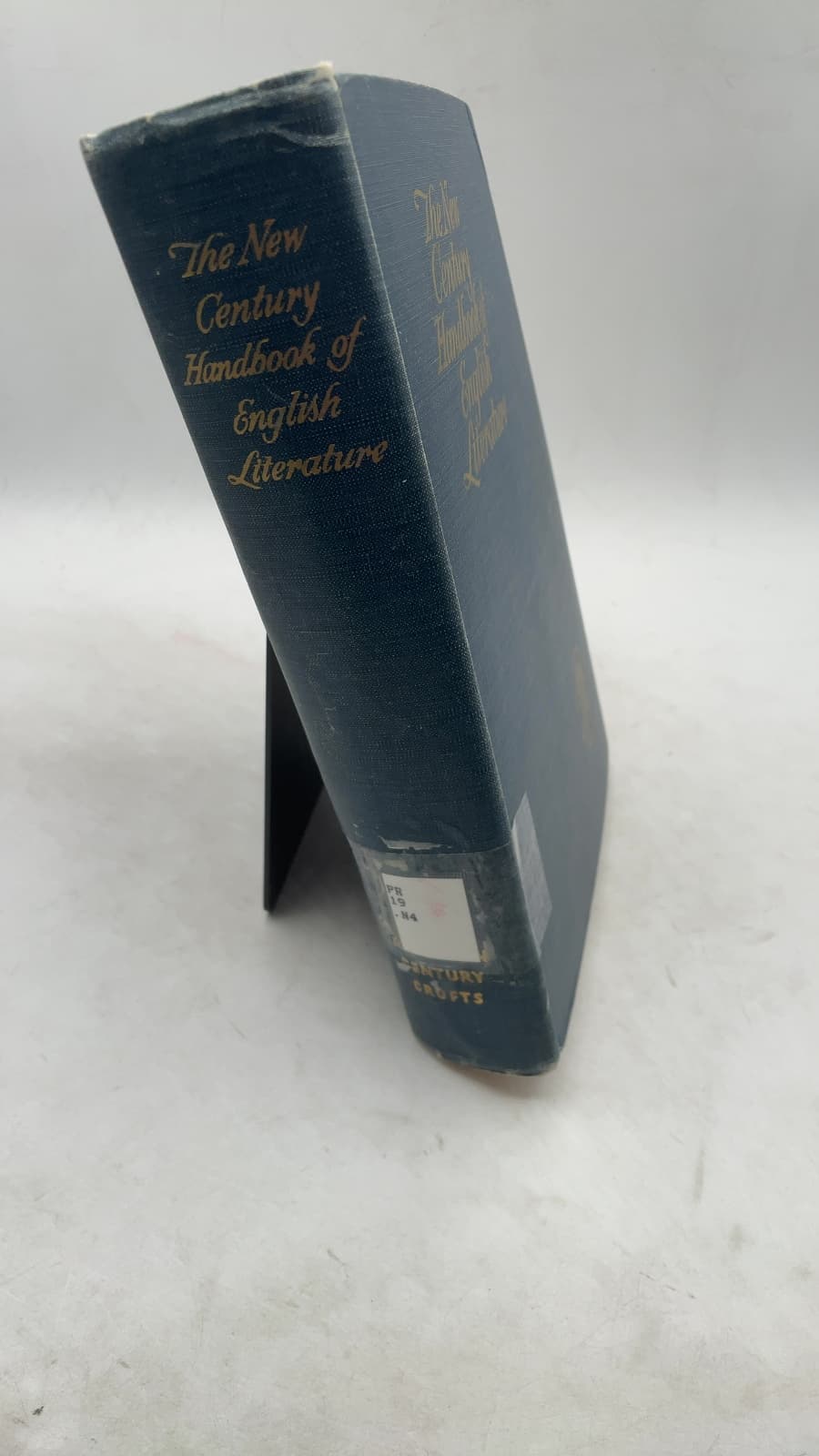 The New Century Handbook of English Literature by Clarence L. Barnhart (with assistance from William D. Halsey) - front cover
