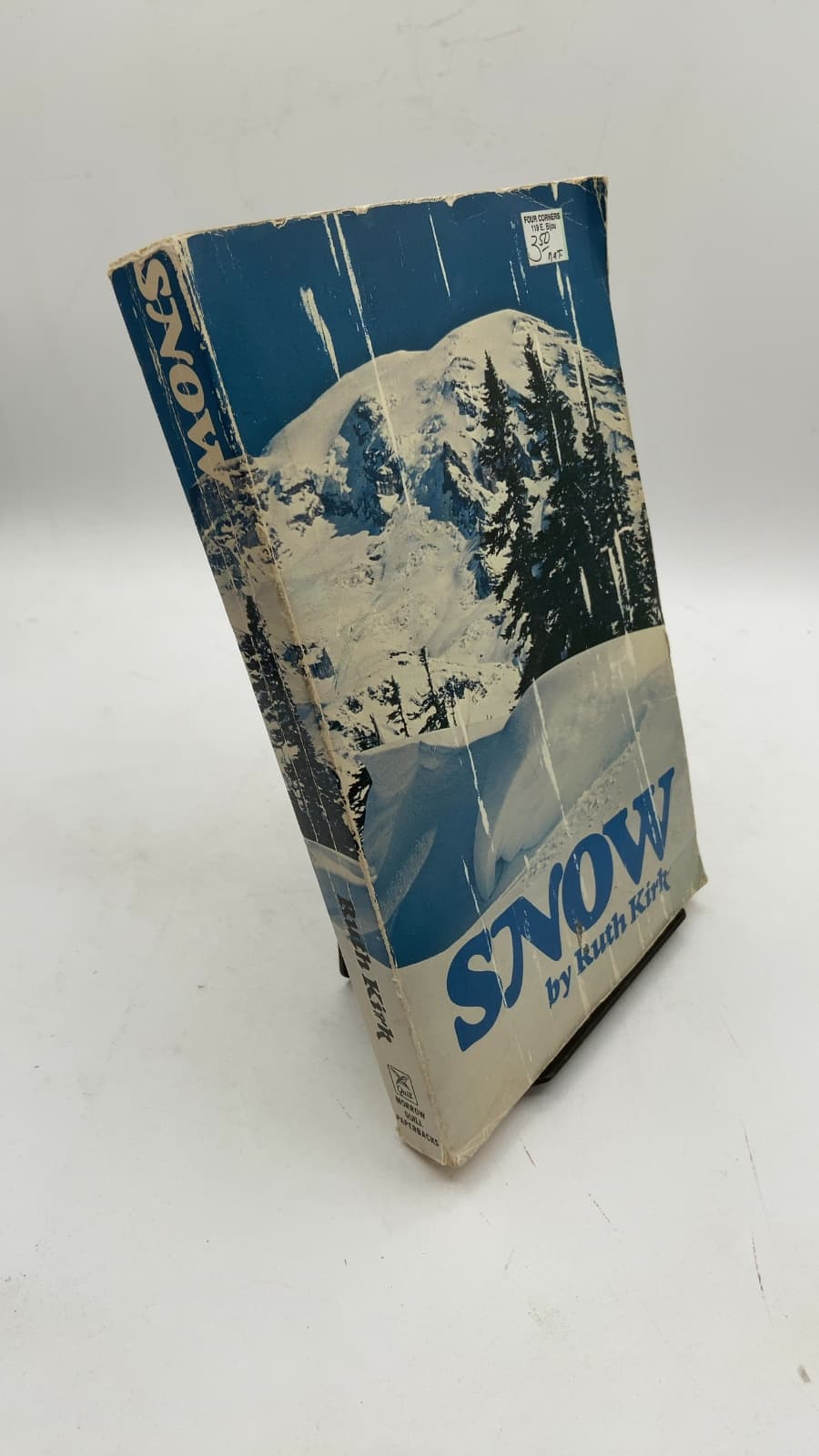 Snow by Ruth Kirk - front cover