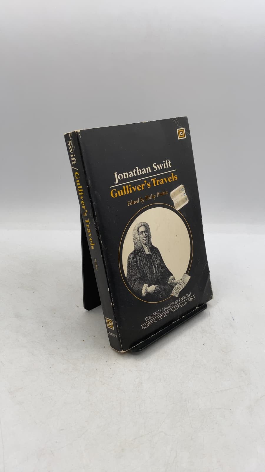 Gulliver's Travels by Jonathan Swift - front cover