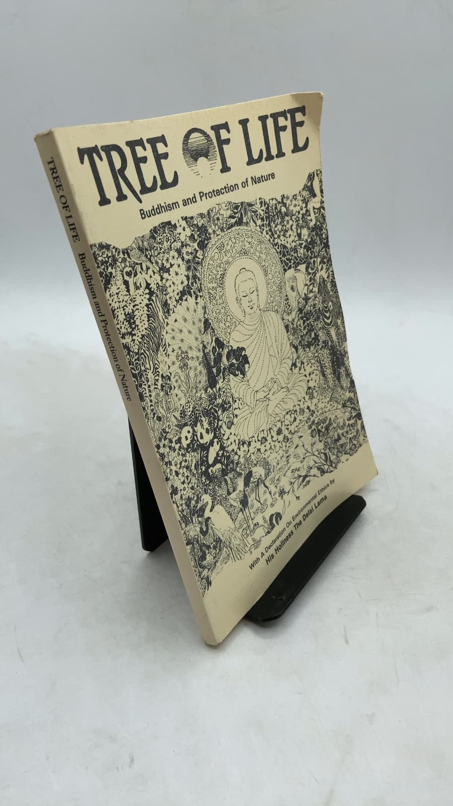 Tree of Life: Buddhism and Protection of Nature by Edited by Shann Davies - front cover