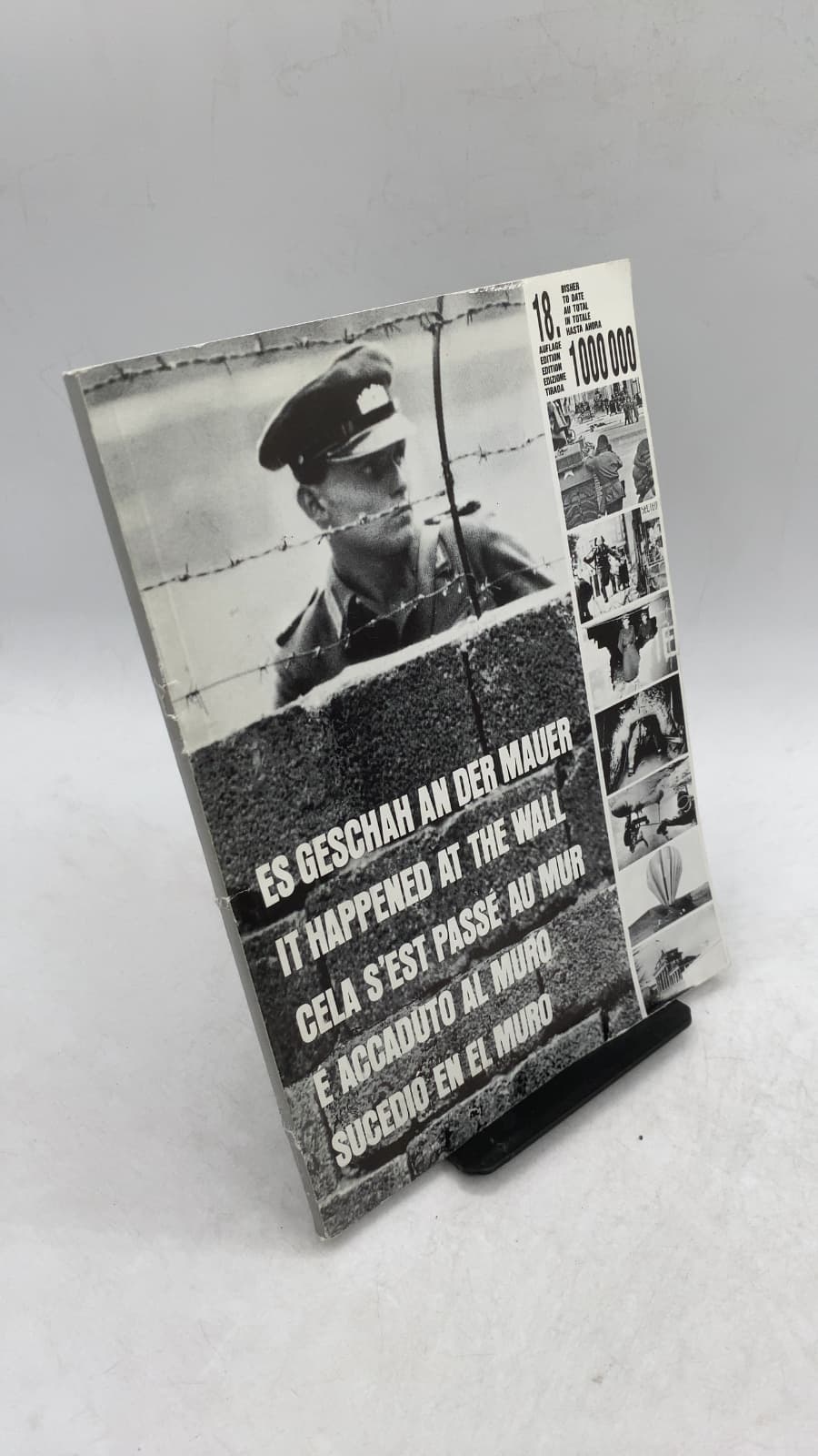 Es Geschah an der Mauer / It Happened at the Wall by Dr. Rainer Hildebrandt - front cover