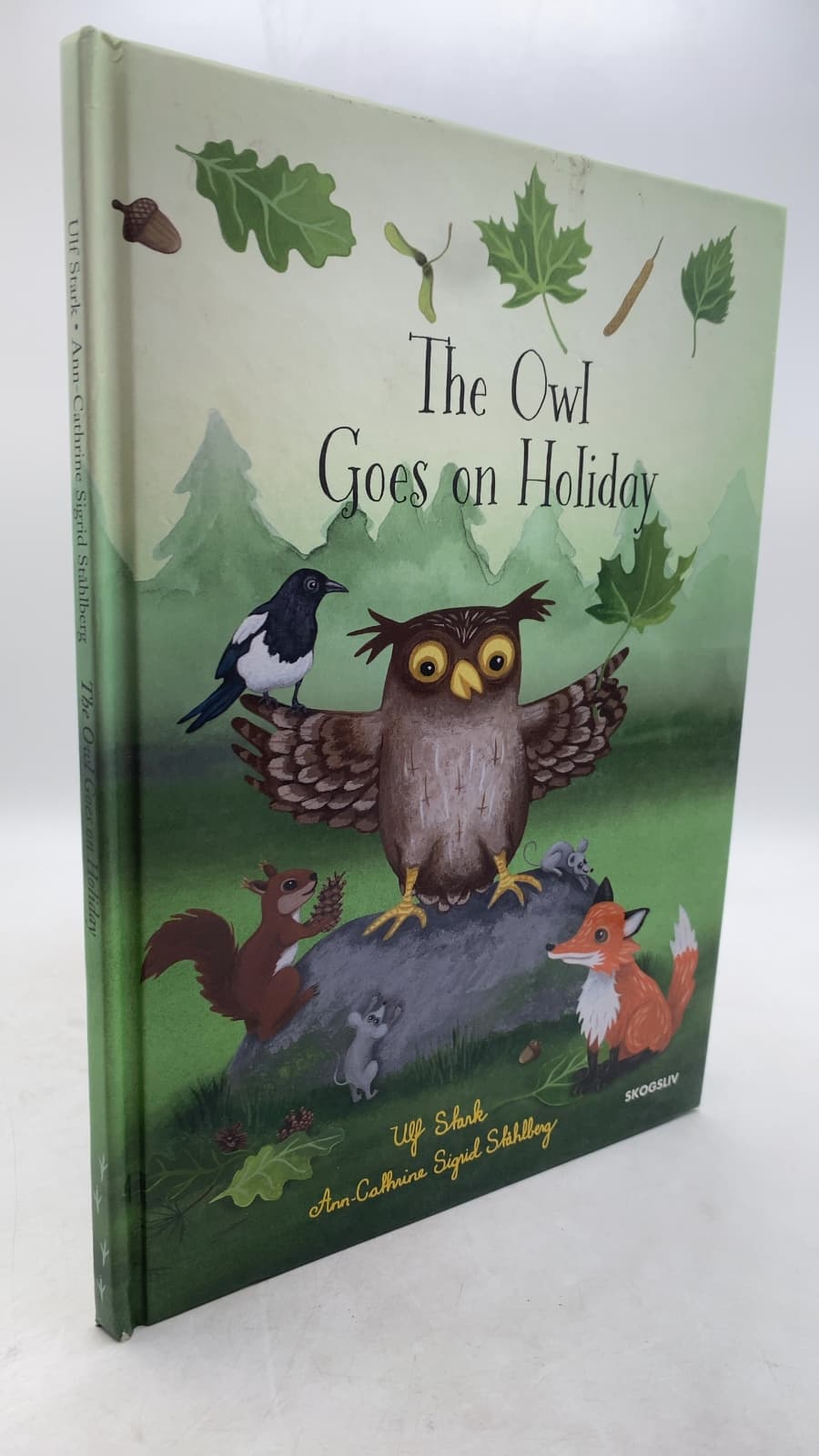 The Owl Goes on Holiday
