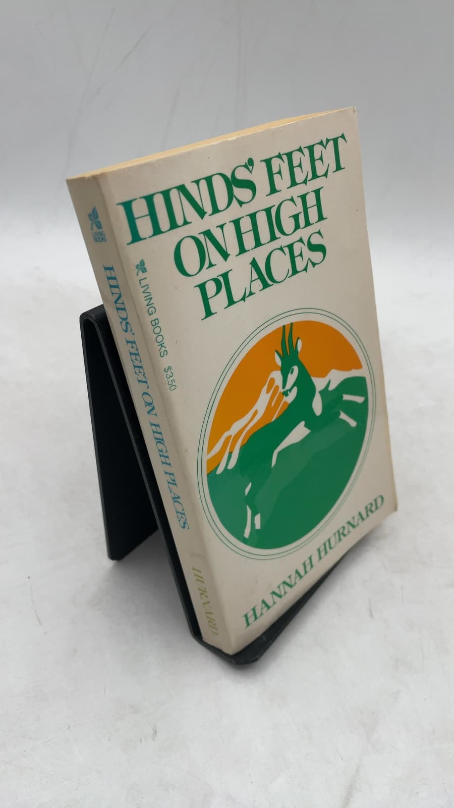 Hinds' Feet on High Places by Hannah Hurnard - front cover