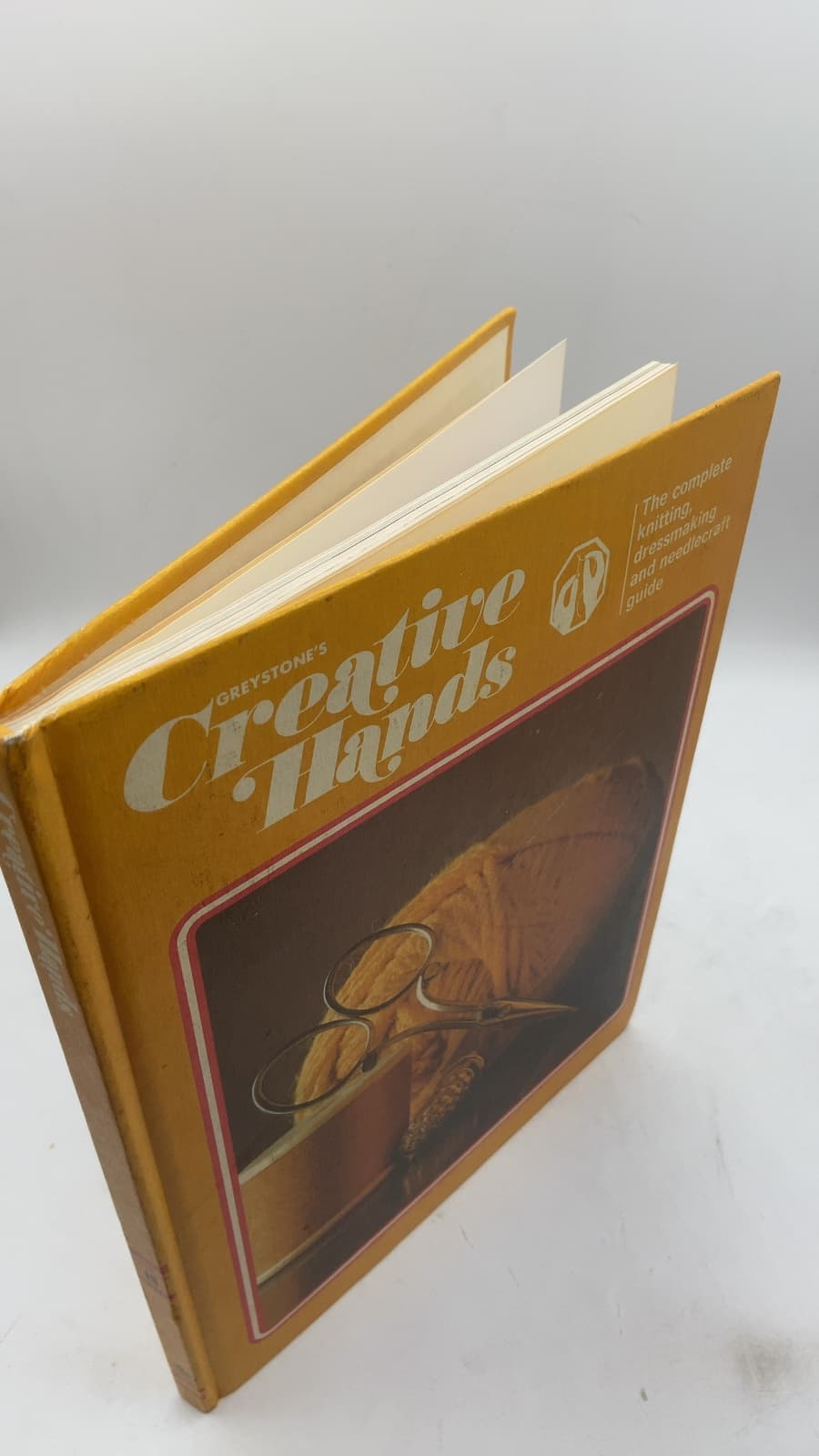 Creative Hands by Beverley Hilton (Editor) - front cover