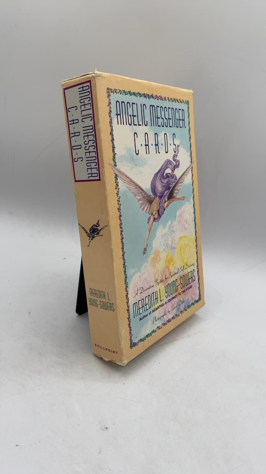 Angelic Messenger Cards: A Divination System for Spiritual Discovery by Meredith L. Young-Sowers - front cover