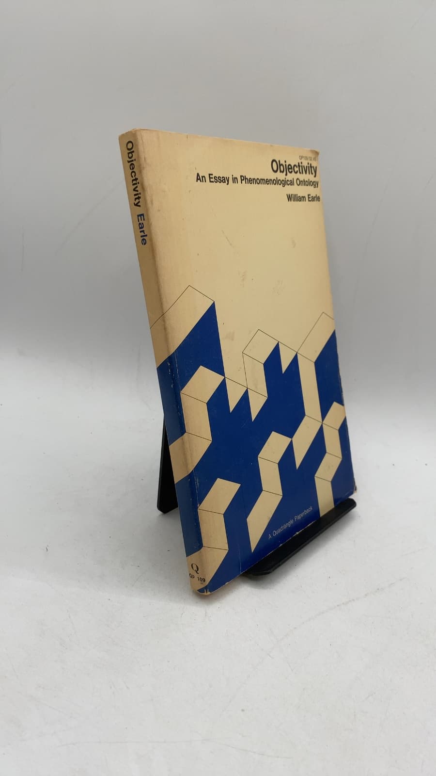 Objectivity: An Essay in Phenomenological Ontology by William Earle - front cover