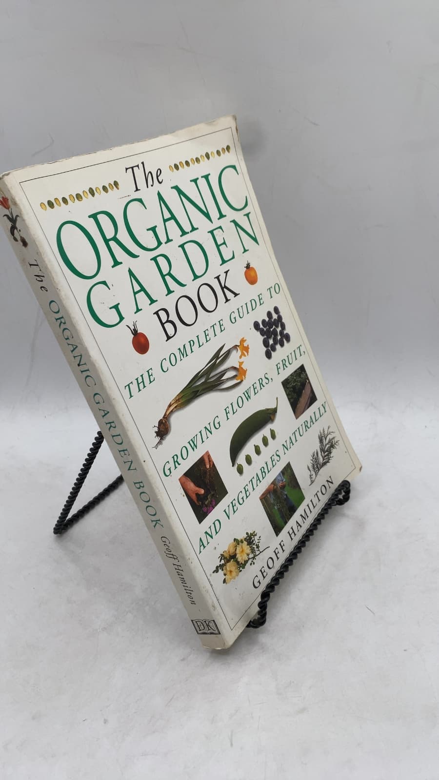 The Organic Garden Book by Geoff Hamilton - front cover
