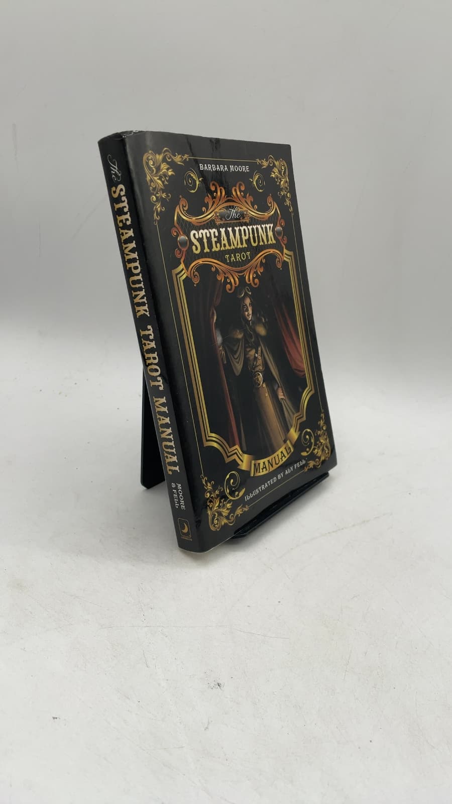 The Steampunk Tarot Manual by Barbara Moore - front cover