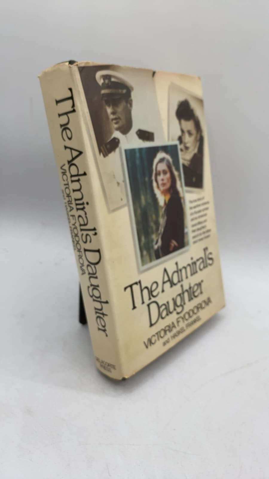 The Admiral's Daughter by Victoria Fyodorova and Haskel Frankel - front cover