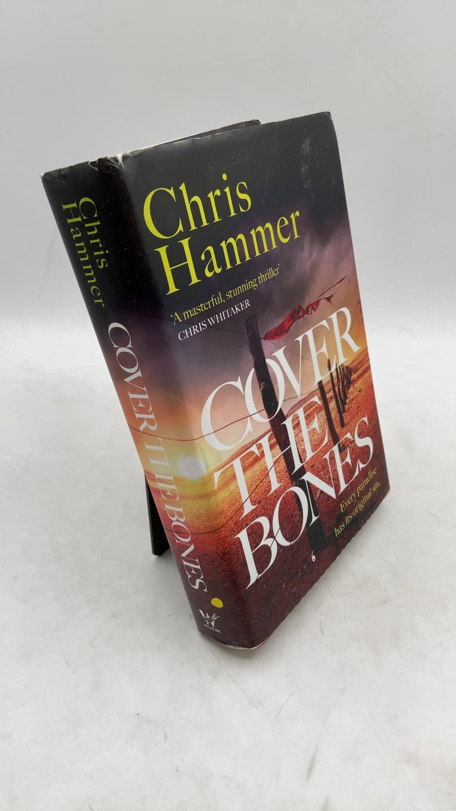 Cover the Bones by Chris Hammer - front cover